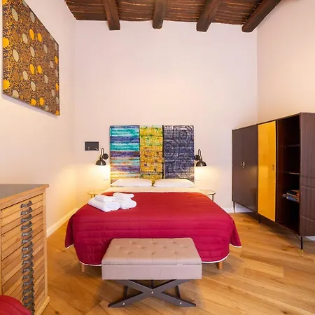 Design Next Sorbillo On Tribunali St By Houseinnaples Appartement Napels