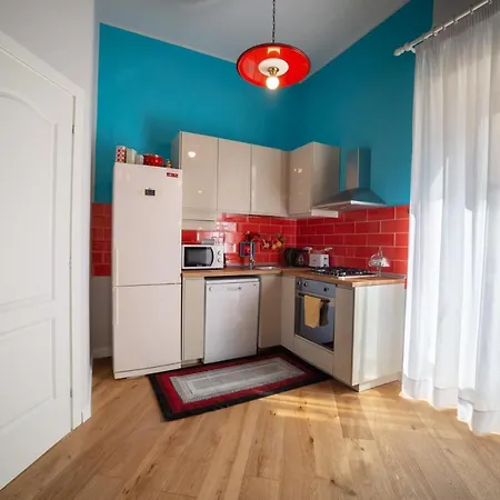 Design Next Sorbillo On Tribunali St By Houseinnaples